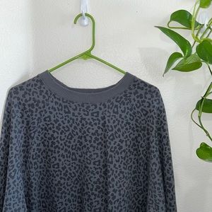 American Eagle Women’s Black And Gray Leopard Spot Sweatshirt